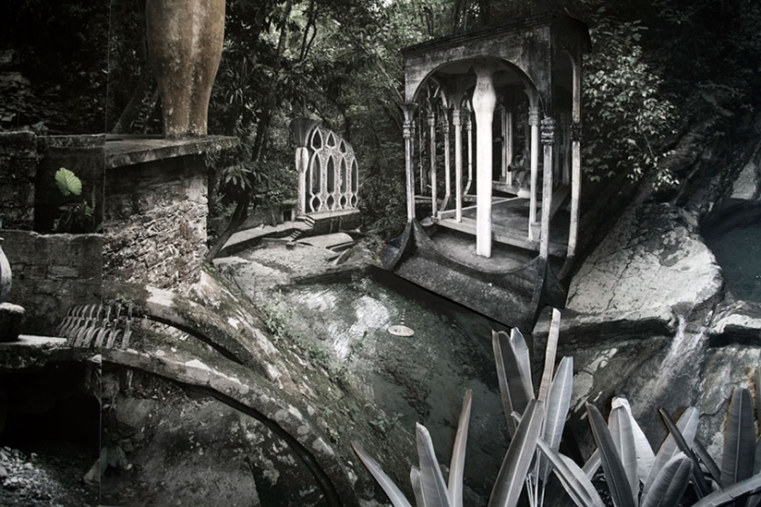 http://www.bea.mirunadragan.com/files/gimgs/th-6_Dragan04-XilitlaForever_detail1-web_v2.jpg