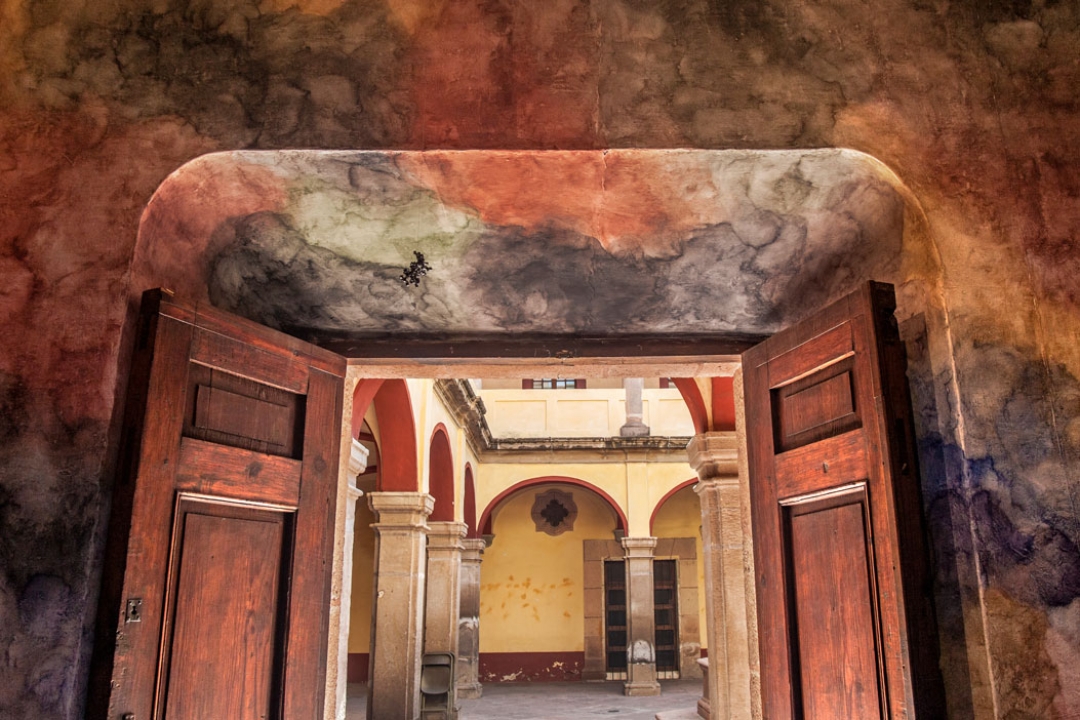 http://www.bea.mirunadragan.com/files/gimgs/th-58_IMG_0992_Inside_Out_W.jpg